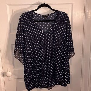 Navy blue float polka dot blouse
